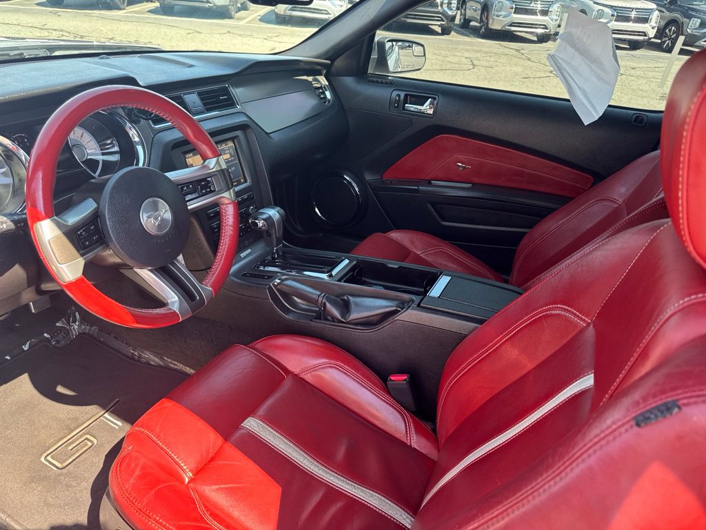 Used 2012 Ford Mustang GT Premium w/ Electronics Pkg RWD image 7