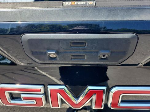 Used 2019 GMC Sierra 1500 SLT w/ SLT Premium Plus Package AWD/4WD image 14