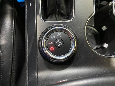 Used 2019 Ford Explorer Platinum AWD/4WD image 20