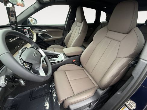 New 2025 Audi Q5 Prestige image 10