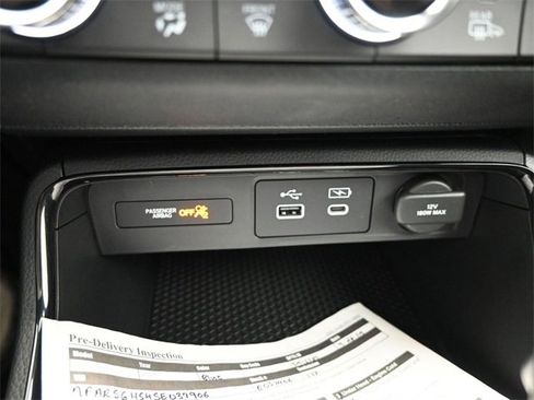 Certified 2025 Honda CR-V Sport image 17