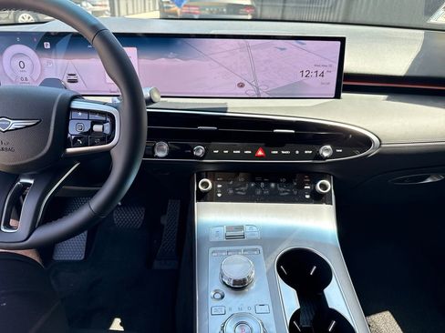 New 2026 Genesis GV70 2.5T Advanced AWD/4WD image 16