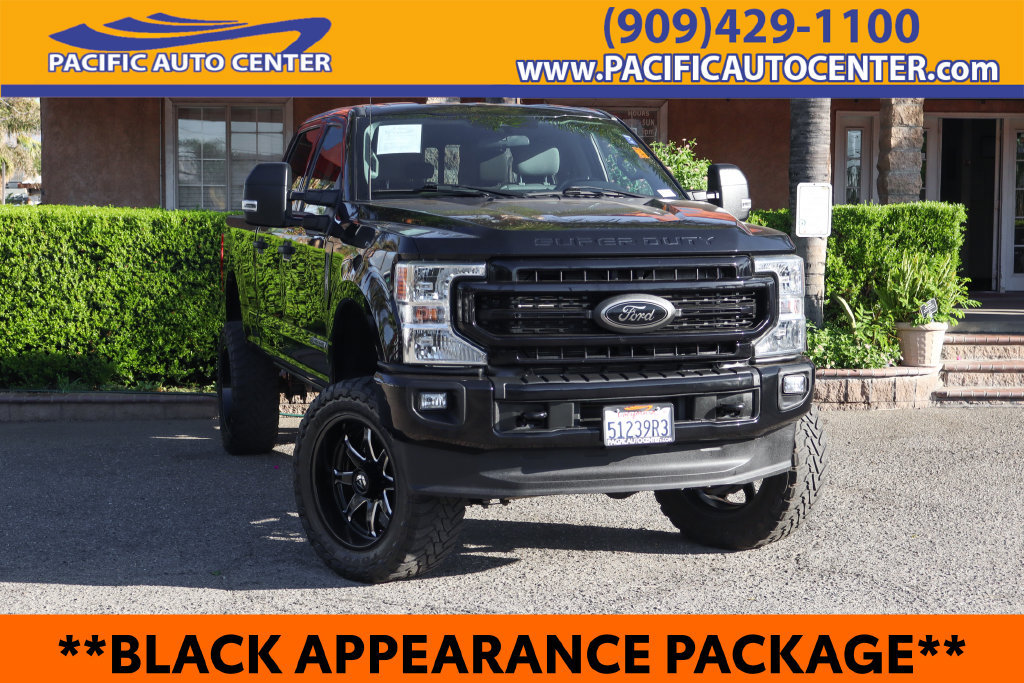 Used 2022 Ford F250 XLT w/ Black Appearance Package AWD/4WD image 1