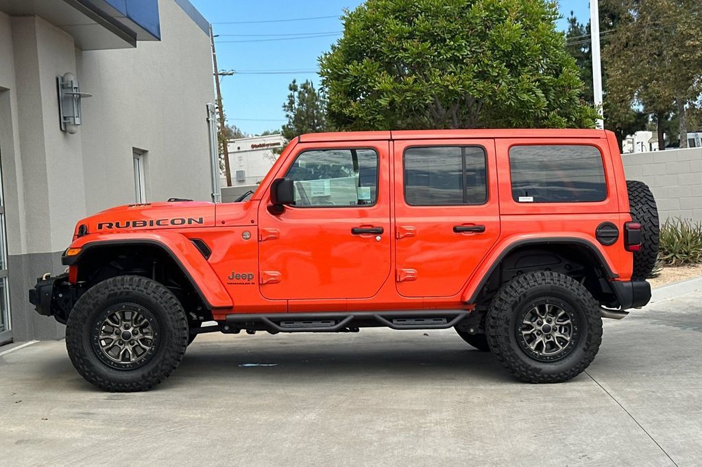Used 2023 Jeep Wrangler Unlimited Rubicon 392 w/ Trailer Tow Package AWD/4WD image 9
