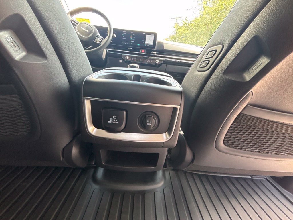Certified 2026 Kia Carnival SX Prestige FWD image 22