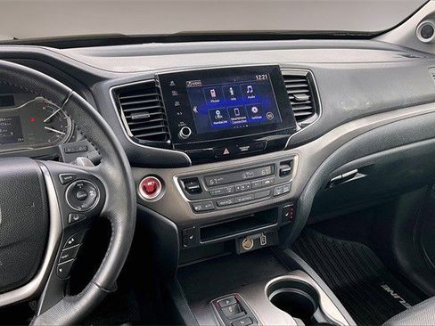Certified 2023 Honda Ridgeline RTL image 9