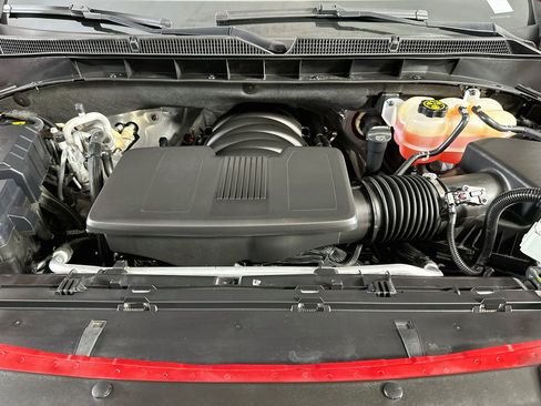 Used 2023 Cadillac Escalade Premium Luxury RWD image 36
