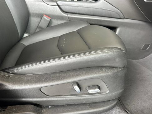 Used 2023 Cadillac XT5 Luxury FWD image 23