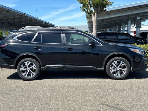 Used 2021 Subaru Outback Limited XT AWD/4WD image 3