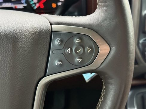 Used 2017 Chevrolet Silverado 1500 High Country image 17