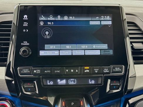 Used 2023 Honda Odyssey Touring image 15