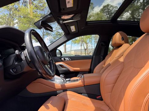 Used 2023 BMW X6 xDrive40i w/ M Sport Package image 10