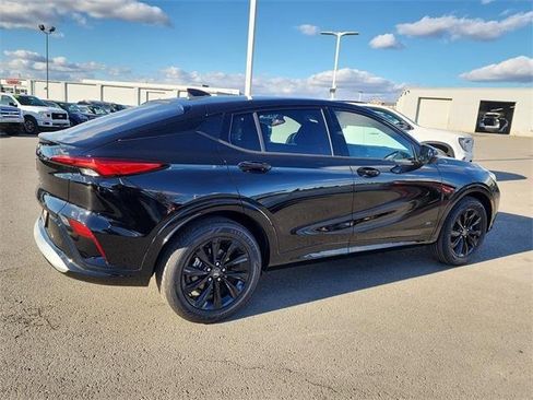 New 2026 Buick Envista Sport Touring w/ Convenience I Package image 2