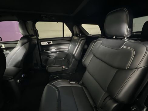 Used 2020 Ford Explorer ST w/ Premium Technology Package AWD/4WD image 25