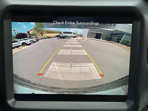 Used 2022 Jeep Wrangler Unlimited Sahara w/ Cold Weather Group AWD/4WD image 30
