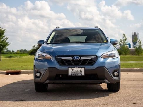 Used 2021 Subaru Crosstrek 2.5i Limited w/ Moonroof Package 2 AWD/4WD image 2