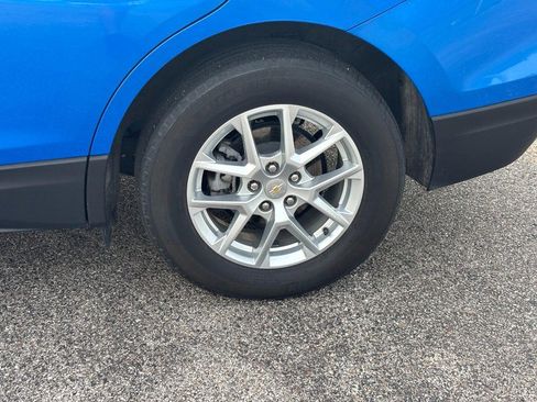 Certified 2024 Chevrolet Equinox LT w/ LPO, Floor Liner Package FWD image 9