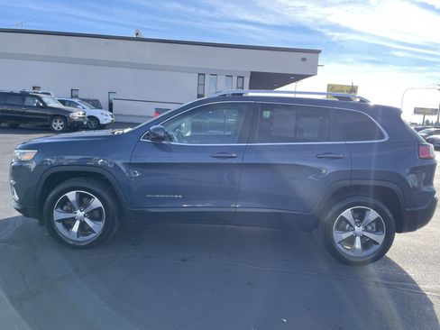 Used 2020 Jeep Cherokee Limited image 5