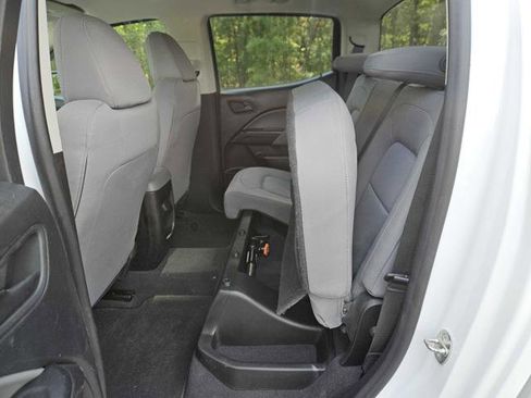 Used 2019 Chevrolet Colorado W/T w/ WT Convenience Package image 22