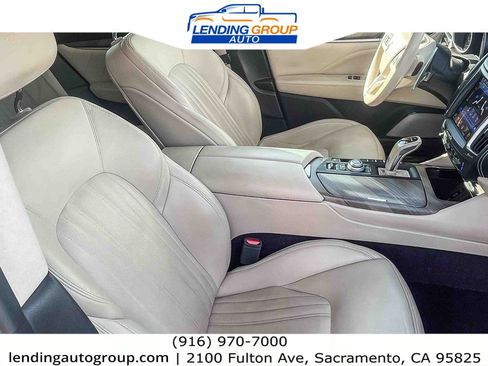 Used 2019 Maserati Levante S GranLusso image 15
