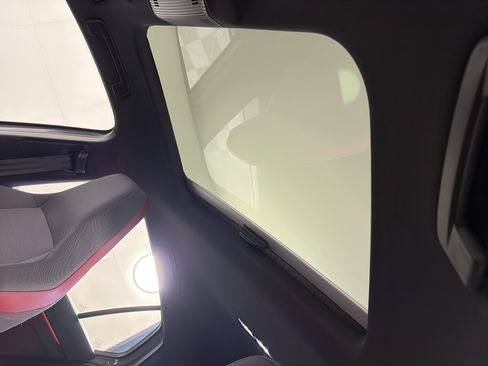 Used 2022 Volkswagen GTI SE image 17