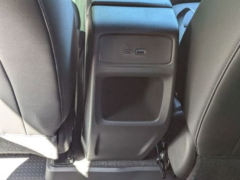 New 2026 Chevrolet Trax RS w/ Sunroof Package FWD image 27