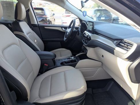 Used 2021 Ford Escape SEL image 36