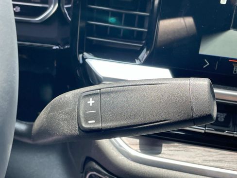 New 2025 GMC Sierra 2500 SLT w/ SLT Premium Package image 14