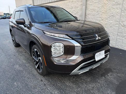 Used 2022 Mitsubishi Outlander SEL AWD/4WD image 2