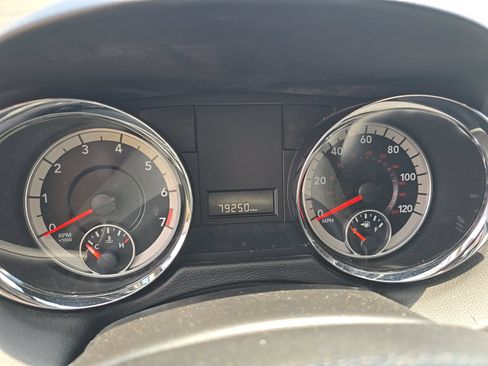 Used 2018 Dodge Grand Caravan SE FWD image 6