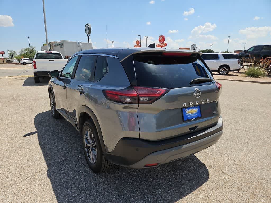 Used 2023 Nissan Rogue S AWD/4WD image 6
