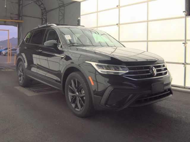 Used 2024 Volkswagen Tiguan SE AWD/4WD image 5