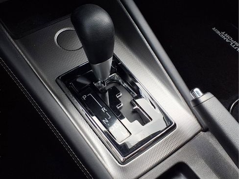 Used 2021 Mitsubishi Outlander Sport ES image 10