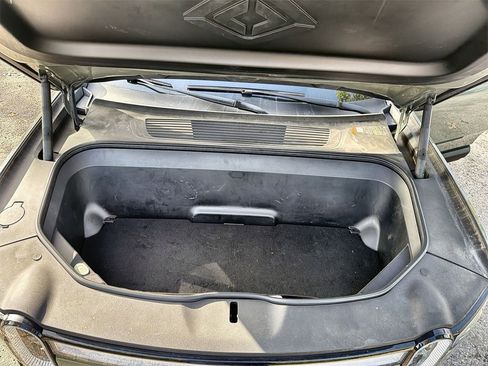 Used 2023 Rivian R1T Launch Edition image 18