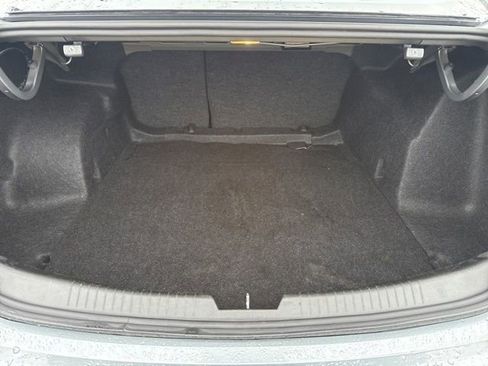 Used 2024 Chevrolet Malibu LT image 37