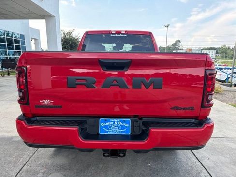 Used 2026 RAM 2500 Big Horn AWD/4WD image 6