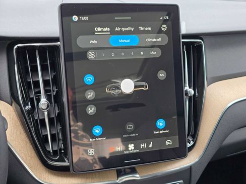 New 2026 Volvo XC60 T8 Plus w/ Protection Package Premier image 25