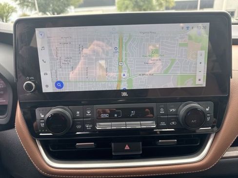 Used 2025 Toyota Grand Highlander AWD image 5