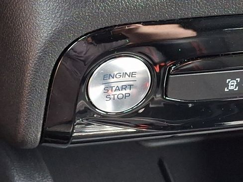 Certified 2023 Ford Escape ST-Line w/ Tech Pack #1 FWD image 25