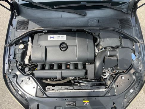 Used 2010 Volvo XC70 3.2 AWD/4WD image 35