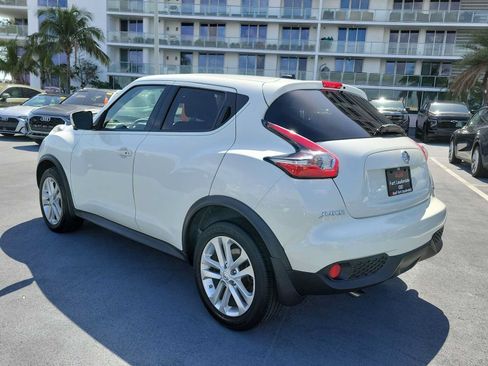 Used 2016 Nissan Juke SL FWD image 4