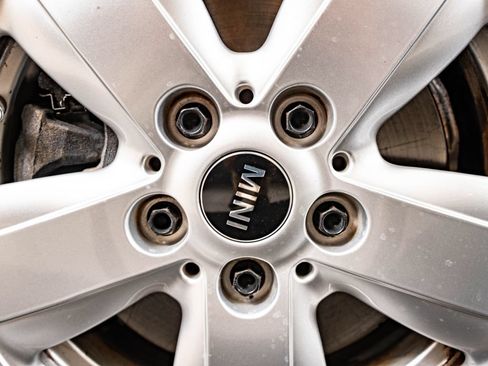 Used 2014 MINI Cooper 2-Door Hardtop FWD image 8
