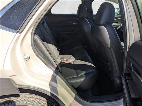 Used 2024 MAZDA CX-30 AWD 2.5 S w/ Select Sport Pkg image 17