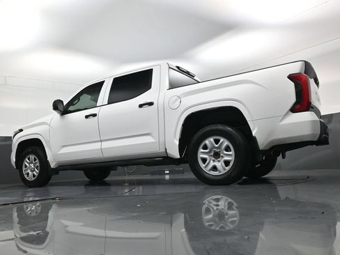 Used 2025 Toyota Tundra SR w/ SR Tow Package AWD/4WD image 19