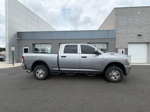 Used 2022 RAM 2500 Tradesman AWD/4WD image 3