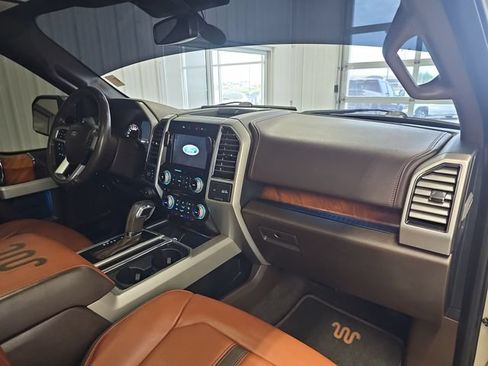 Used 2018 Ford F150 King Ranch w/ Equipment Group 601A Luxury AWD/4WD image 28
