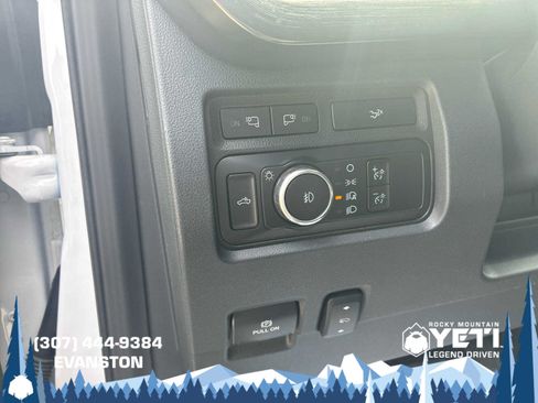 Used 2023 Ford F250 Lariat w/ Lariat Ultimate Package AWD/4WD image 14
