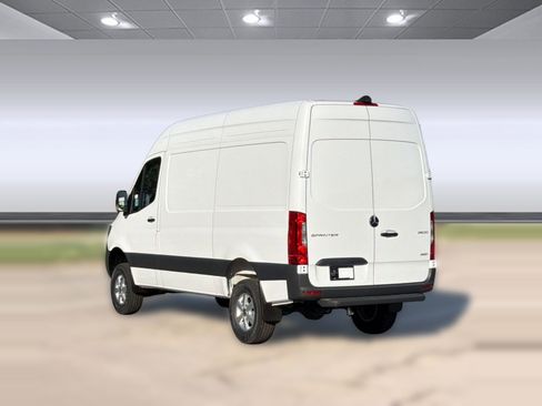 New 2026 Mercedes-Benz Sprinter 2500 image 3