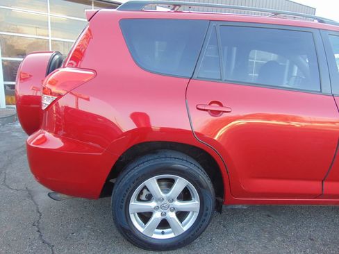 Used 2008 Toyota RAV4 Limited image 13