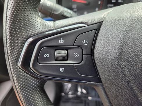 Used 2024 Chevrolet Trax LS FWD image 33